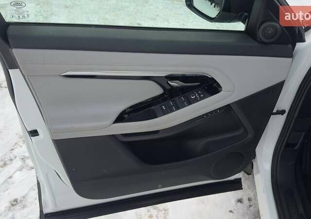 Белый Ленд Ровер Рендж Ровер Эвок, объемом двигателя 2 л и пробегом 58 тыс. км за 29999 $, фото 15 на Automoto.ua