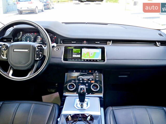 Белый Ленд Ровер Рендж Ровер Эвок, объемом двигателя 2 л и пробегом 53 тыс. км за 41500 $, фото 33 на Automoto.ua