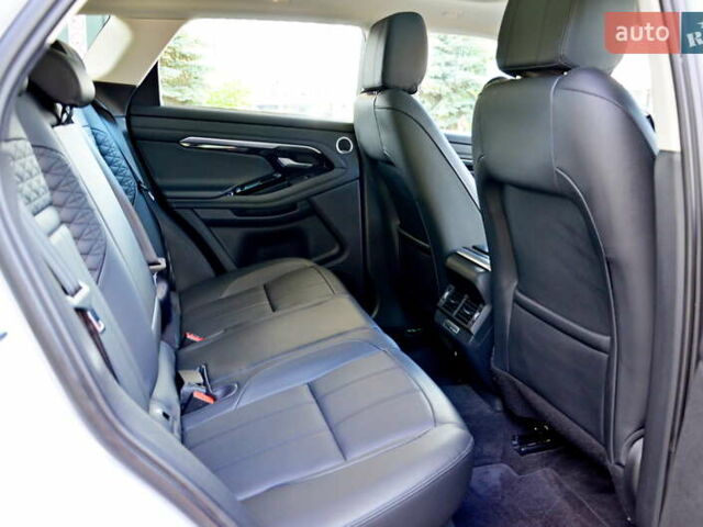 Белый Ленд Ровер Рендж Ровер Эвок, объемом двигателя 2 л и пробегом 53 тыс. км за 41500 $, фото 58 на Automoto.ua