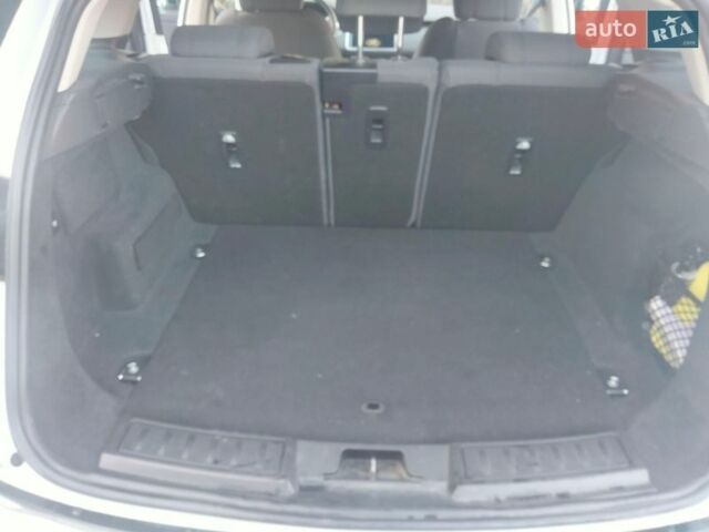 Білий Ленд Ровер Рендж Ровер Евок, об'ємом двигуна 2 л та пробігом 103 тис. км за 27600 $, фото 4 на Automoto.ua