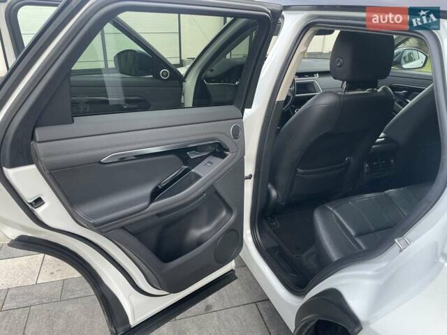 Белый Ленд Ровер Рендж Ровер Эвок, объемом двигателя 2 л и пробегом 57 тыс. км за 38000 $, фото 8 на Automoto.ua