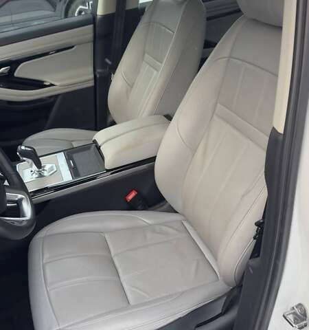 Белый Ленд Ровер Рендж Ровер Эвок, объемом двигателя 2 л и пробегом 58 тыс. км за 29999 $, фото 13 на Automoto.ua