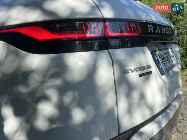 Белый Ленд Ровер Рендж Ровер Эвок, объемом двигателя 2 л и пробегом 70 тыс. км за 31800 $, фото 17 на Automoto.ua