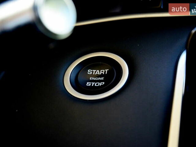 Белый Ленд Ровер Рендж Ровер Эвок, объемом двигателя 2 л и пробегом 53 тыс. км за 41500 $, фото 42 на Automoto.ua