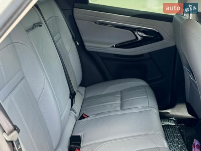 Білий Ленд Ровер Рендж Ровер Евок, об'ємом двигуна 2 л та пробігом 63 тис. км за 36000 $, фото 8 на Automoto.ua