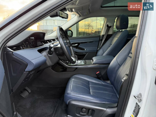 Белый Ленд Ровер Рендж Ровер Эвок, объемом двигателя 2 л и пробегом 63 тыс. км за 34900 $, фото 18 на Automoto.ua