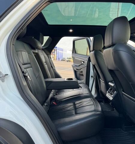 Белый Ленд Ровер Рендж Ровер Эвок, объемом двигателя 2 л и пробегом 99 тыс. км за 27999 $, фото 31 на Automoto.ua