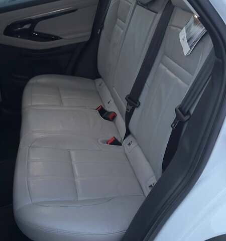 Белый Ленд Ровер Рендж Ровер Эвок, объемом двигателя 2 л и пробегом 58 тыс. км за 29999 $, фото 23 на Automoto.ua