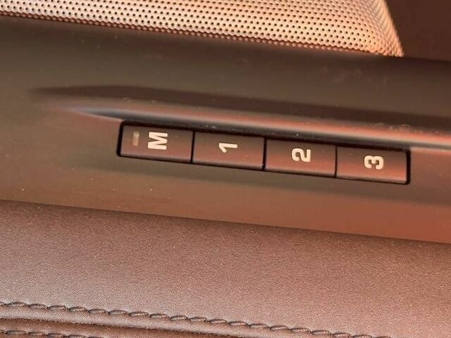 Білий Ленд Ровер Рендж Ровер Евок, об'ємом двигуна 0 л та пробігом 172 тис. км за 14900 $, фото 33 на Automoto.ua