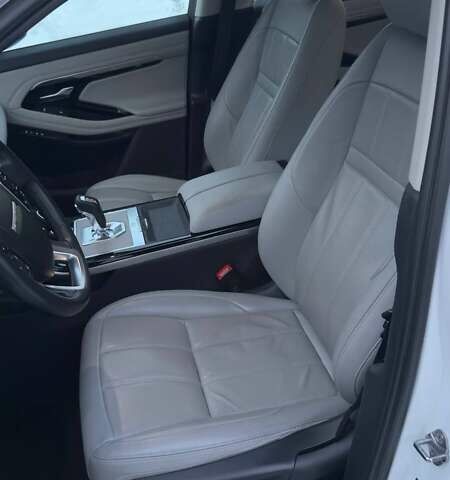 Белый Ленд Ровер Рендж Ровер Эвок, объемом двигателя 2 л и пробегом 58 тыс. км за 29999 $, фото 17 на Automoto.ua