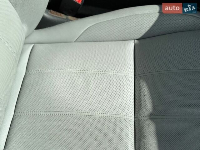 Білий Ленд Ровер Рендж Ровер Евок, об'ємом двигуна 2 л та пробігом 63 тис. км за 36000 $, фото 11 на Automoto.ua