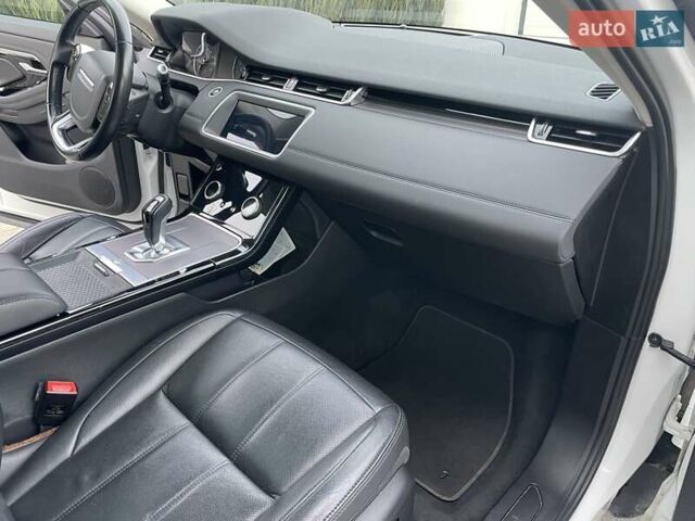 Белый Ленд Ровер Рендж Ровер Эвок, объемом двигателя 2 л и пробегом 57 тыс. км за 38000 $, фото 14 на Automoto.ua