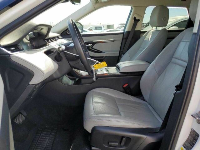 Белый Ленд Ровер Рендж Ровер Эвок, объемом двигателя 0 л и пробегом 116 тыс. км за 4400 $, фото 7 на Automoto.ua