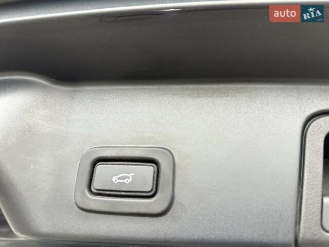 Білий Ленд Ровер Рендж Ровер Евок, об'ємом двигуна 2 л та пробігом 59 тис. км за 29900 $, фото 15 на Automoto.ua