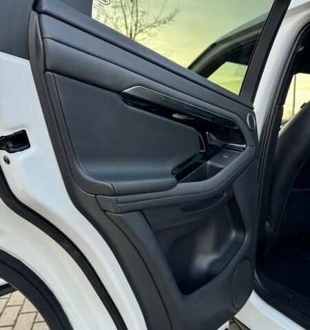 Белый Ленд Ровер Рендж Ровер Эвок, объемом двигателя 2 л и пробегом 99 тыс. км за 27999 $, фото 25 на Automoto.ua