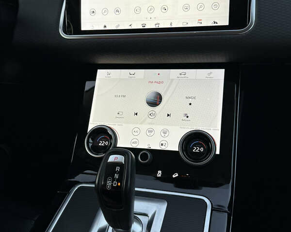 Белый Ленд Ровер Рендж Ровер Эвок, объемом двигателя 2 л и пробегом 98 тыс. км за 34700 $, фото 2 на Automoto.ua