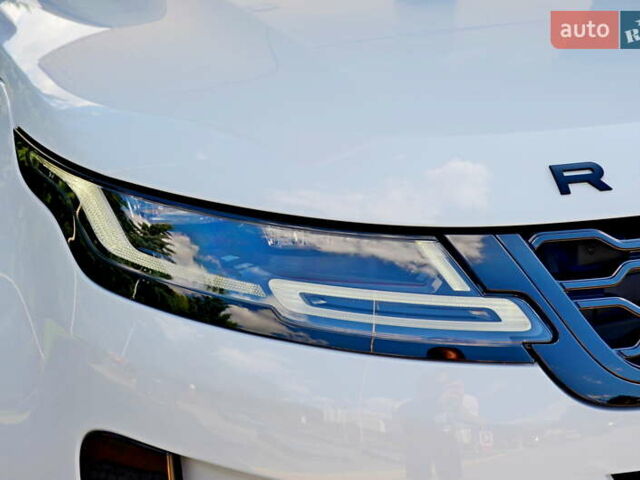 Белый Ленд Ровер Рендж Ровер Эвок, объемом двигателя 2 л и пробегом 53 тыс. км за 41500 $, фото 6 на Automoto.ua