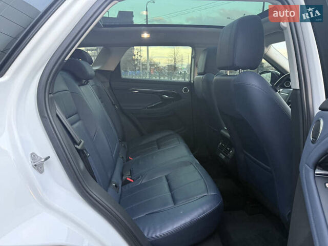 Белый Ленд Ровер Рендж Ровер Эвок, объемом двигателя 2 л и пробегом 63 тыс. км за 37500 $, фото 31 на Automoto.ua