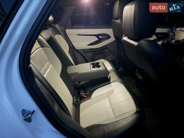 Білий Ленд Ровер Рендж Ровер Евок, об'ємом двигуна 2 л та пробігом 130 тис. км за 35000 $, фото 63 на Automoto.ua