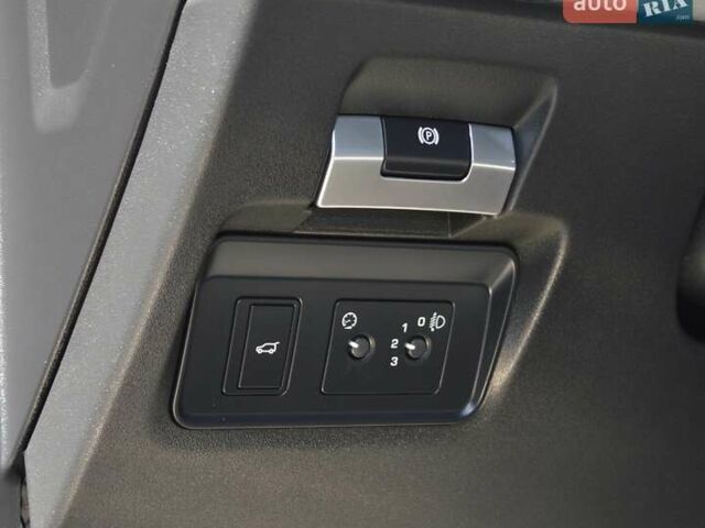 Білий Ленд Ровер Рендж Ровер Евок, об'ємом двигуна 2 л та пробігом 70 тис. км за 33900 $, фото 19 на Automoto.ua