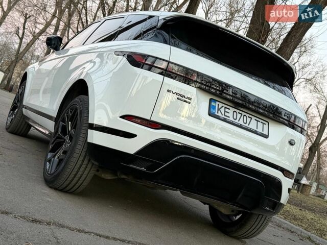 Білий Ленд Ровер Рендж Ровер Евок, об'ємом двигуна 2 л та пробігом 130 тис. км за 35000 $, фото 91 на Automoto.ua
