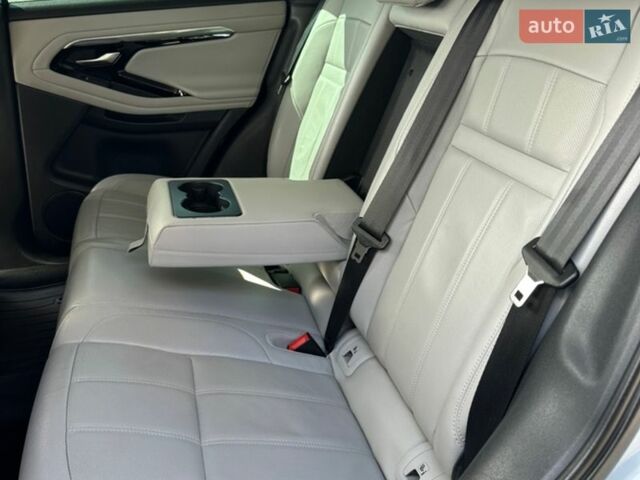 Белый Ленд Ровер Рендж Ровер Эвок, объемом двигателя 2 л и пробегом 135 тыс. км за 36000 $, фото 39 на Automoto.ua