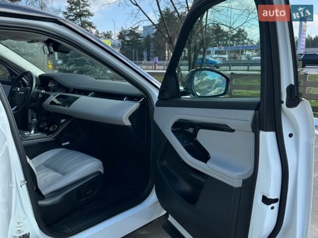 Белый Ленд Ровер Рендж Ровер Эвок, объемом двигателя 2 л и пробегом 135 тыс. км за 36000 $, фото 33 на Automoto.ua