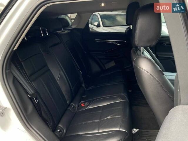 Білий Ленд Ровер Рендж Ровер Евок, об'ємом двигуна 2 л та пробігом 55 тис. км за 38490 $, фото 19 на Automoto.ua