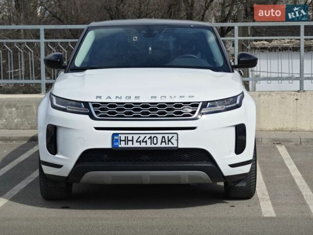 Белый Ленд Ровер Рендж Ровер Эвок, объемом двигателя 2 л и пробегом 63 тыс. км за 32500 $, фото 1 на Automoto.ua