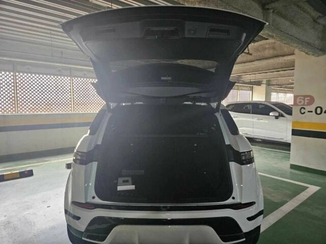 Белый Ленд Ровер Рендж Ровер Эвок, объемом двигателя 2 л и пробегом 50 тыс. км за 24000 $, фото 9 на Automoto.ua