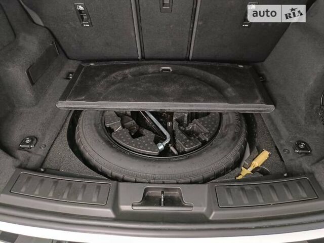 Белый Ленд Ровер Рендж Ровер Эвок, объемом двигателя 2 л и пробегом 50 тыс. км за 33999 $, фото 36 на Automoto.ua