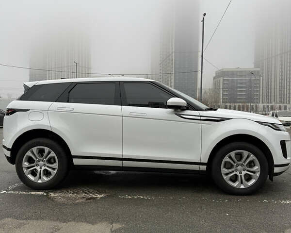Белый Ленд Ровер Рендж Ровер Эвок, объемом двигателя 2 л и пробегом 85 тыс. км за 35000 $, фото 3 на Automoto.ua