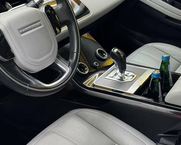 Білий Ленд Ровер Рендж Ровер Евок, об'ємом двигуна 2 л та пробігом 65 тис. км за 38000 $, фото 5 на Automoto.ua