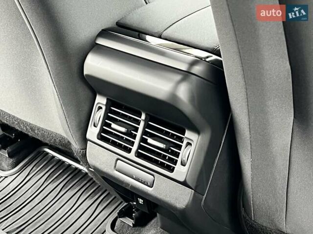 Белый Ленд Ровер Рендж Ровер Эвок, объемом двигателя 2 л и пробегом 40 тыс. км за 30950 $, фото 74 на Automoto.ua