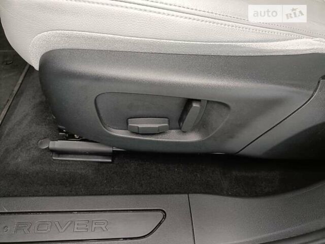 Белый Ленд Ровер Рендж Ровер Эвок, объемом двигателя 2 л и пробегом 50 тыс. км за 33999 $, фото 17 на Automoto.ua