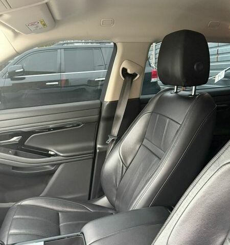 Білий Ленд Ровер Рендж Ровер Евок, об'ємом двигуна 2 л та пробігом 86 тис. км за 29000 $, фото 7 на Automoto.ua