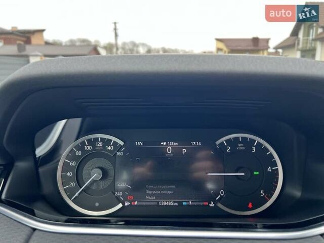 Белый Ленд Ровер Рендж Ровер Эвок, объемом двигателя 2 л и пробегом 40 тыс. км за 30950 $, фото 40 на Automoto.ua