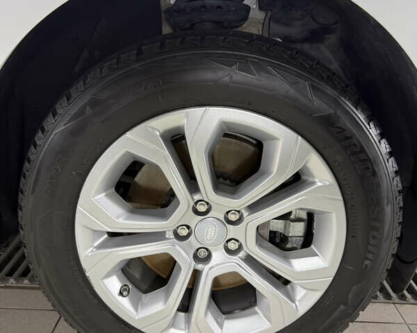 Белый Ленд Ровер Рендж Ровер Эвок, объемом двигателя 2 л и пробегом 57 тыс. км за 30899 $, фото 26 на Automoto.ua