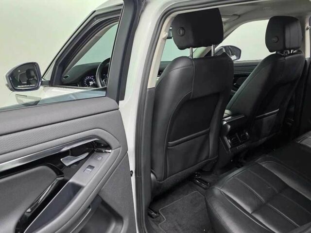 Білий Ленд Ровер Рендж Ровер Евок, об'ємом двигуна 2 л та пробігом 65 тис. км за 21000 $, фото 12 на Automoto.ua