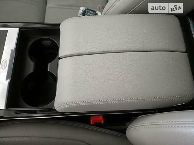 Белый Ленд Ровер Рендж Ровер Эвок, объемом двигателя 2 л и пробегом 50 тыс. км за 33999 $, фото 27 на Automoto.ua