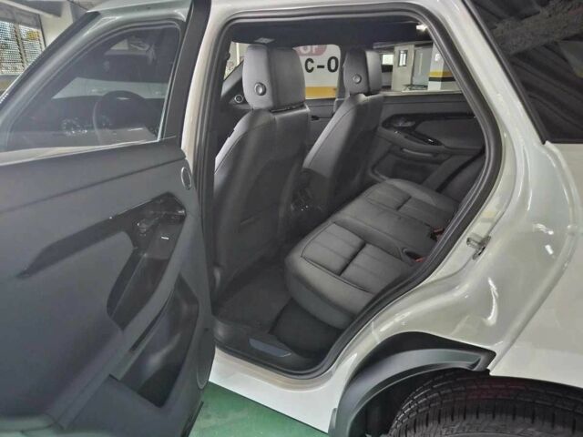 Белый Ленд Ровер Рендж Ровер Эвок, объемом двигателя 2 л и пробегом 50 тыс. км за 24000 $, фото 8 на Automoto.ua