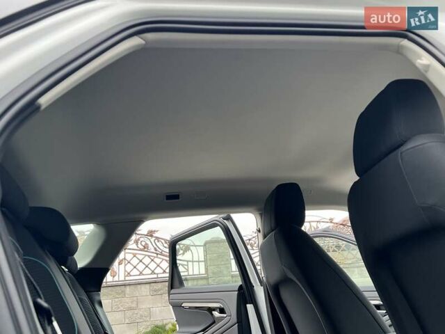 Белый Ленд Ровер Рендж Ровер Эвок, объемом двигателя 2 л и пробегом 40 тыс. км за 30950 $, фото 72 на Automoto.ua