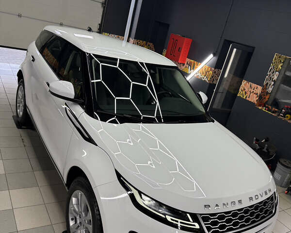 Белый Ленд Ровер Рендж Ровер Эвок, объемом двигателя 2 л и пробегом 57 тыс. км за 30899 $, фото 3 на Automoto.ua