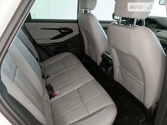 Белый Ленд Ровер Рендж Ровер Эвок, объемом двигателя 2 л и пробегом 50 тыс. км за 33999 $, фото 40 на Automoto.ua