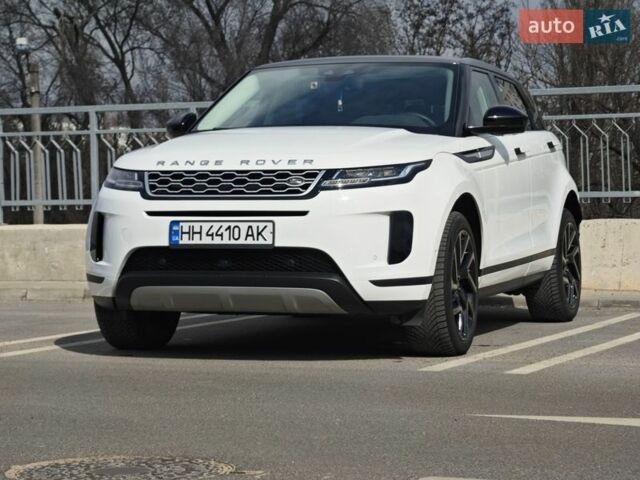 Белый Ленд Ровер Рендж Ровер Эвок, объемом двигателя 2 л и пробегом 63 тыс. км за 32500 $, фото 3 на Automoto.ua