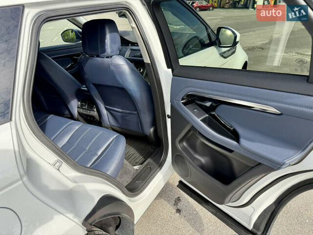 Белый Ленд Ровер Рендж Ровер Эвок, объемом двигателя 2 л и пробегом 86 тыс. км за 33000 $, фото 10 на Automoto.ua