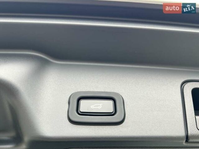 Белый Ленд Ровер Рендж Ровер Эвок, объемом двигателя 2 л и пробегом 40 тыс. км за 30950 $, фото 76 на Automoto.ua