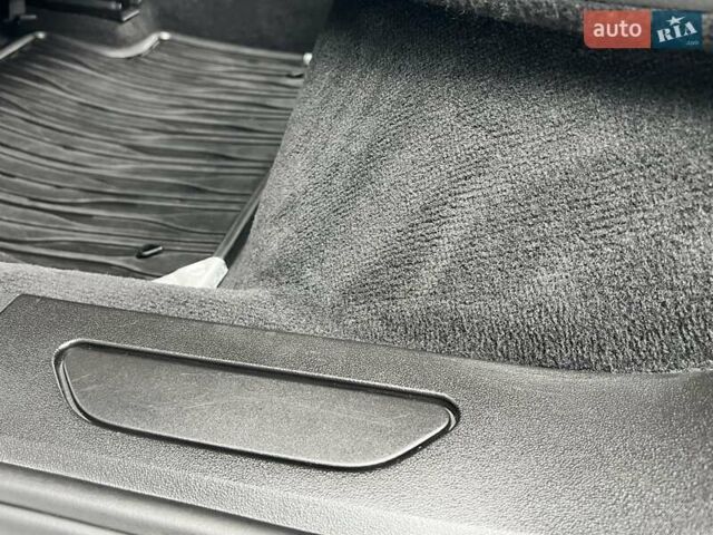 Белый Ленд Ровер Рендж Ровер Эвок, объемом двигателя 2 л и пробегом 40 тыс. км за 30950 $, фото 54 на Automoto.ua