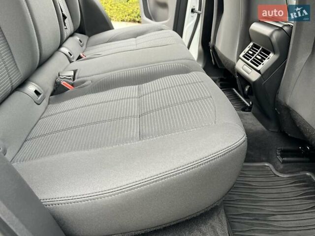 Белый Ленд Ровер Рендж Ровер Эвок, объемом двигателя 2 л и пробегом 40 тыс. км за 30950 $, фото 71 на Automoto.ua