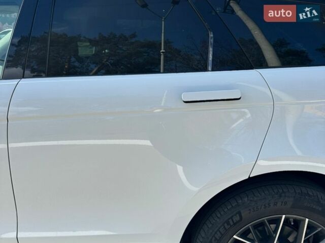 Белый Ленд Ровер Рендж Ровер Эвок, объемом двигателя 2 л и пробегом 135 тыс. км за 36000 $, фото 25 на Automoto.ua